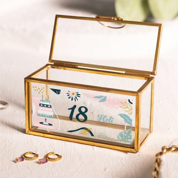 Złota mini szkatułka na biżuterię z personalizacją  NA 18