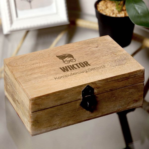 Personalizowana szkatułka drewniana 22x14x8 cm PREZENT DLA INFORMATYKA